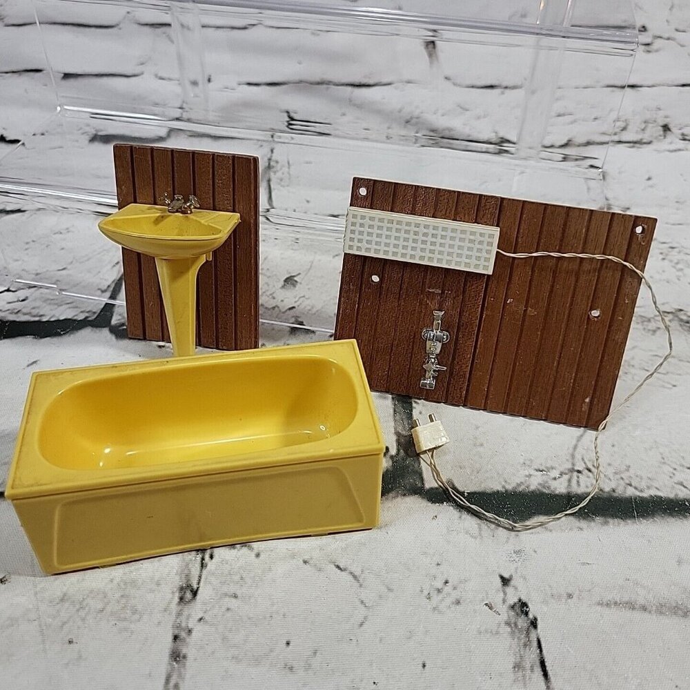 Lundby Vintage Bathroom BathTub Sink Yellow Dolls House 1970s‎ Lot of 3